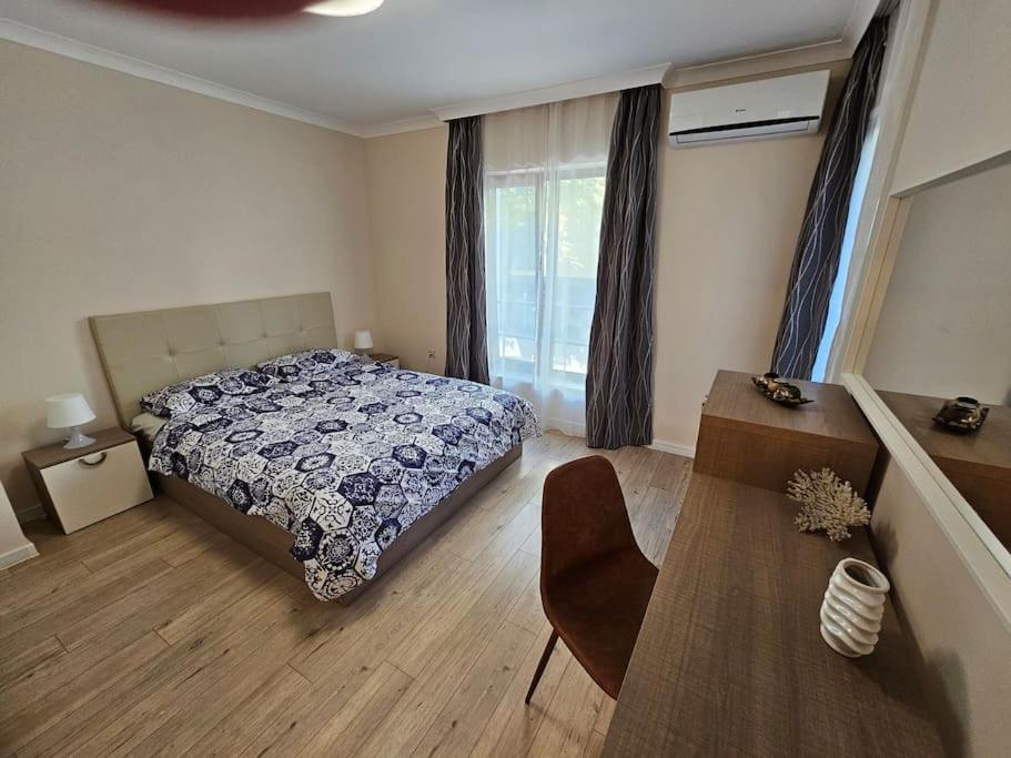 Serenity In The Heart Of Varna With Parking Exterior foto