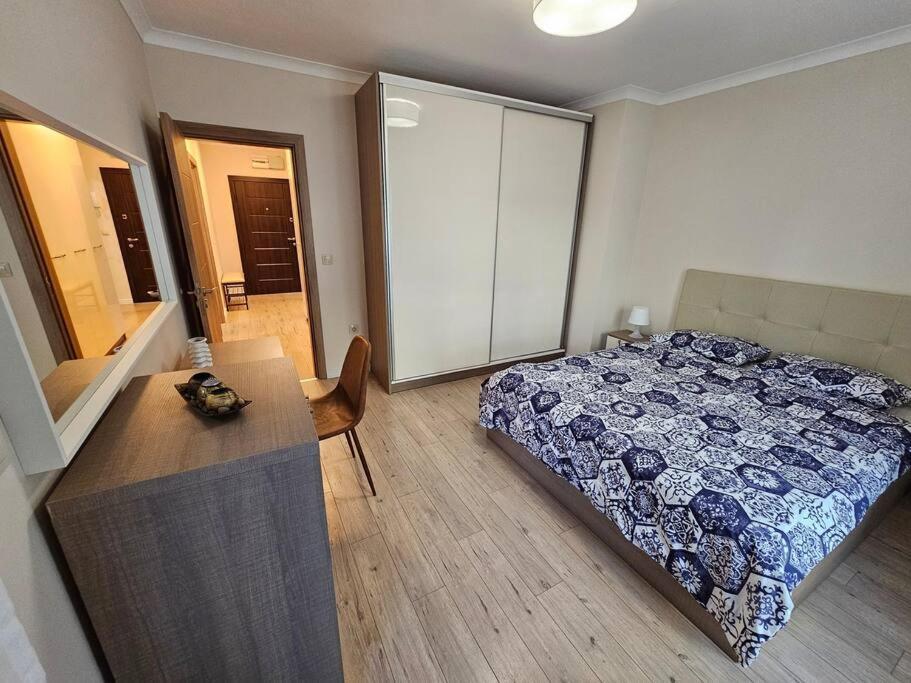 Serenity In The Heart Of Varna With Parking Exterior foto