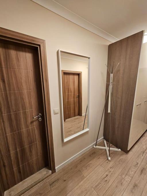 Serenity In The Heart Of Varna With Parking Exterior foto